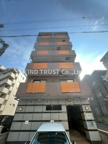 アルビオン西梅田の外観|外観は落ち着いています