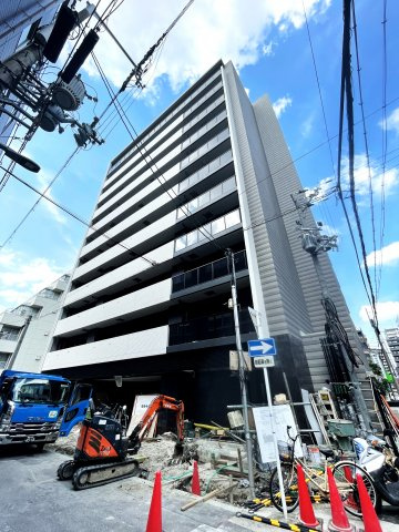 ファーストフィオーレ難波クレシアの外観