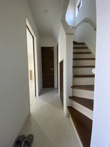 一戸建　大津市一里山4丁目の内装|廊下部分