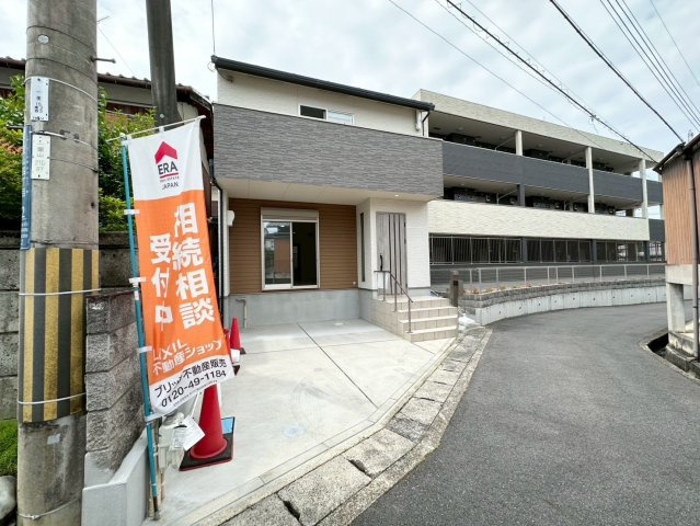 一戸建　大津市一里山4丁目の前面道路含む現地写真|間口ゆったり約8.7ｍ