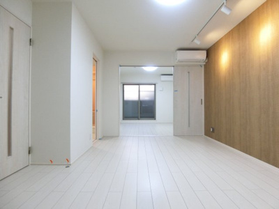 【居間・リビング】 | フジパレスカトレア