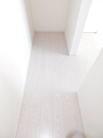 名古屋市北区北久手町の新築一戸建の収納|◇ウォークインクローゼット◇　　家族の洋服や大きな荷物も片付く大容量収納！