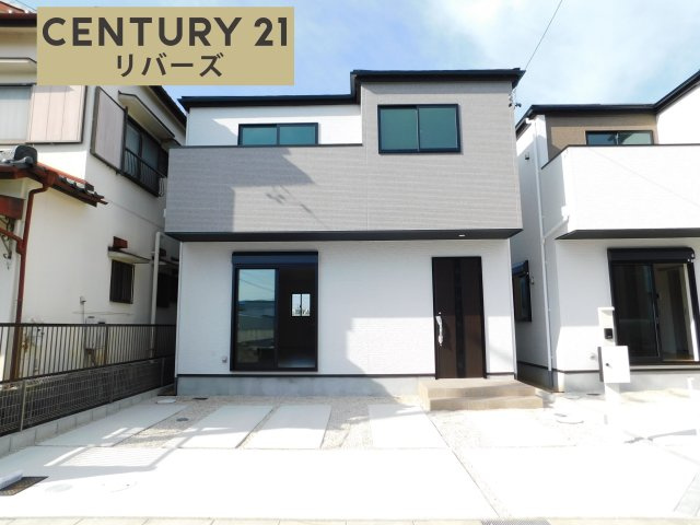 名古屋市北区北久手町の新築一戸建の外観|☆４号棟☆　　新価格！！いつでも見学出来ます♪（お問合せ当日、平日、水曜、夜間でもＯＫ）　駐車並列２台ＯＫ！　ＺＥＨ水準仕様！　エアポートウォーク名古屋まで徒歩６分♪　