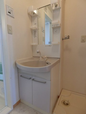 【独立洗面台】 | メゾン高津