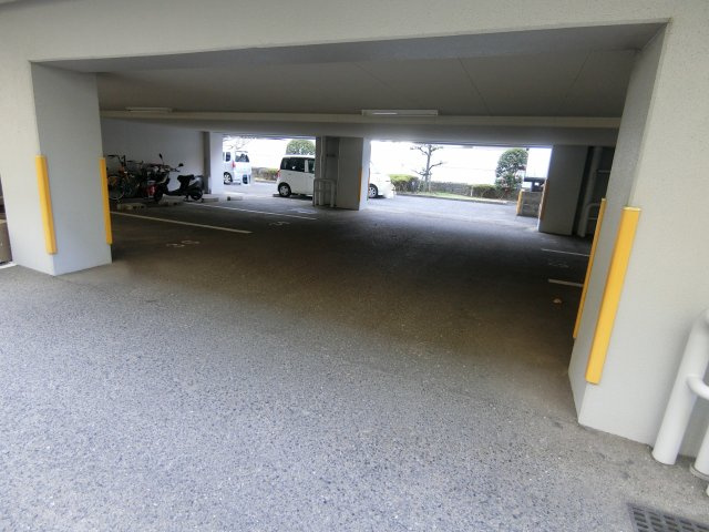 【駐車場】 | リヴェールド和泉