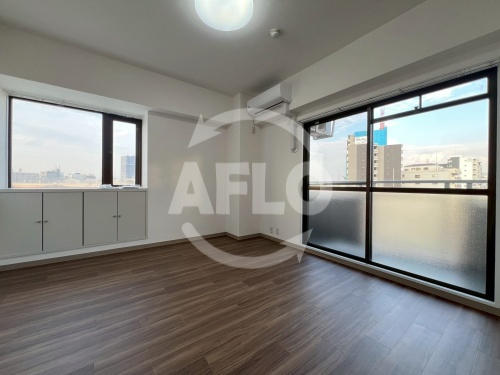 おおきに北梅田サニーアパートメントの居間・リビング|おおきに北梅田アパートメント　リビング