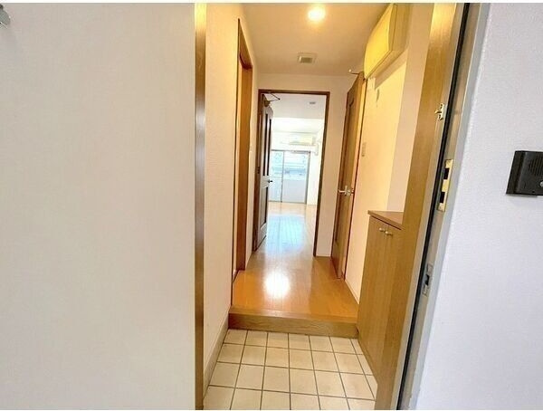 Maison de Soreil(メゾンドソレイユ)の玄関