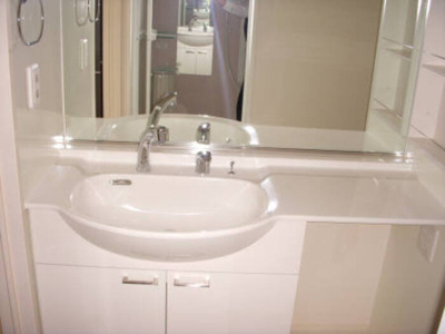 【洗面所】 | メゾン オリビエ | 忙しい朝には欠かせない洗面所です