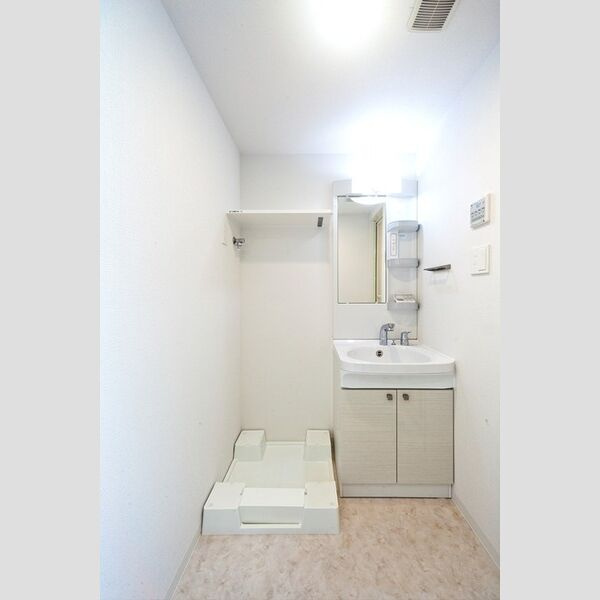 エスリード大須アヴェニューの洗面所