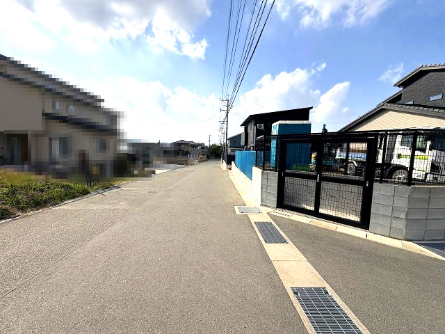 【その他】 | 糟屋郡須恵町上須惠25期　4号棟（全7区画）【仲介手数料無料・0円】 | 現地写真。前面道路です。