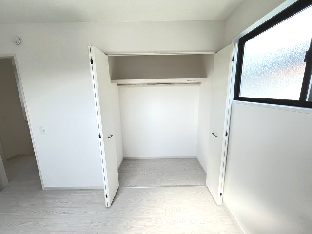 【収納】 | 糟屋郡須恵町上須惠25期　4号棟（全7区画）【仲介手数料無料・0円】 | 施工例。施工例は完成時と異なる場合があります。