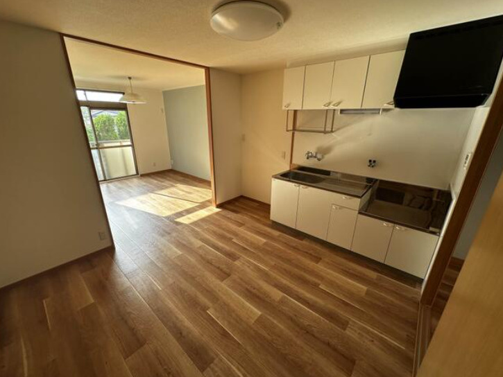 サニーハイム富雄の内装