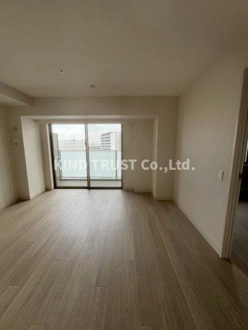 グランドメゾン新梅田タワー THE CLUB RESIDENCEの居間・リビング|こちらの居間で趣味の時間をお楽しみください