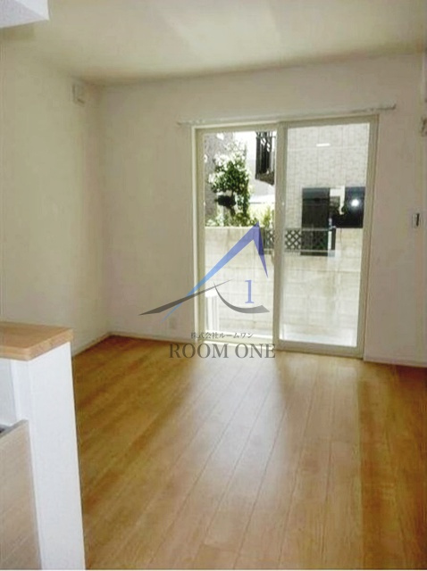 ベルウッドはれる中山の居間・リビング|洋室のお部屋です。