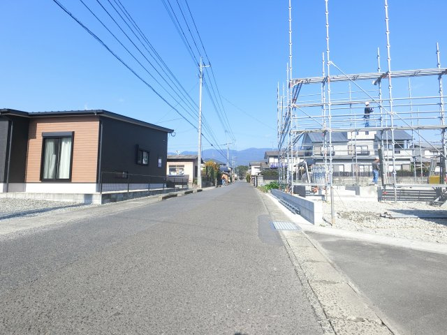 小城市小城町松尾第4の前面道路含む現地写真