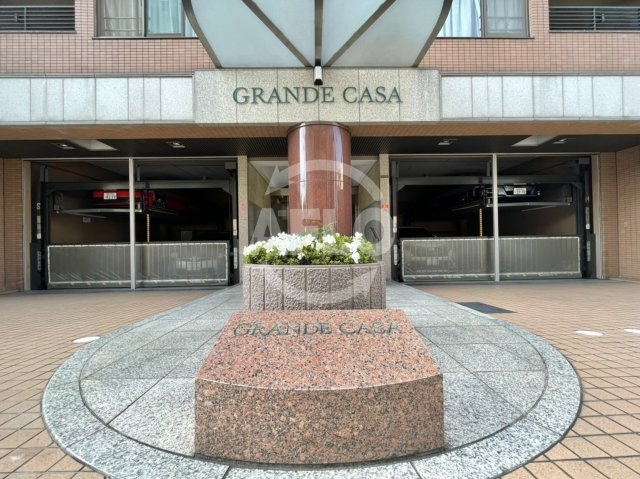 GRANDE CASA（グランデカーサ）　大淀小学校区のエントランス|GRANDE CASA（グランデカーサ）　エントランス