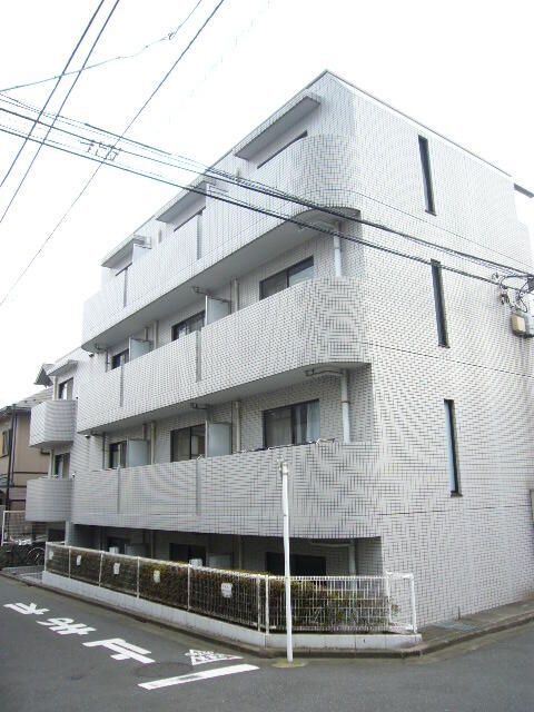 ピア氷川台の外観