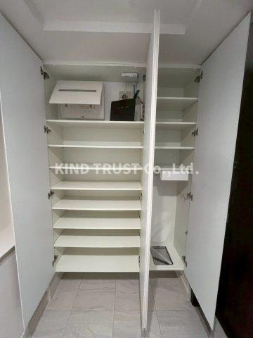 グランドメゾン新梅田タワー THE CLUB RESIDENCEの収納|大きなスペースがあり、収納には困りません