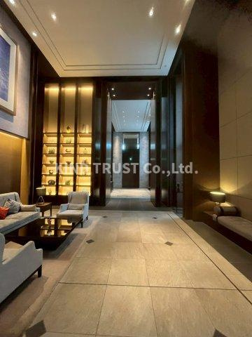 グランドメゾン新梅田タワー THE CLUB RESIDENCEのロビー|ゆとりのあるロビーです