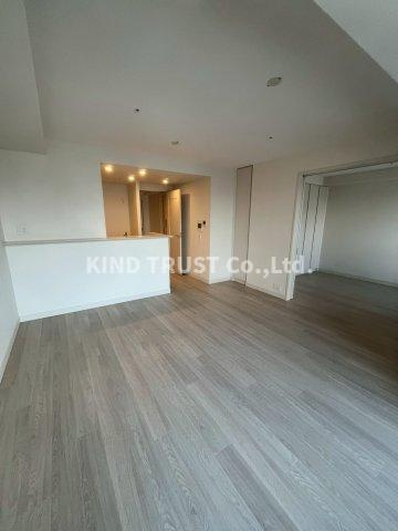 グランドメゾン新梅田タワー THE CLUB RESIDENCEの居間・リビング|使いやすい居間です