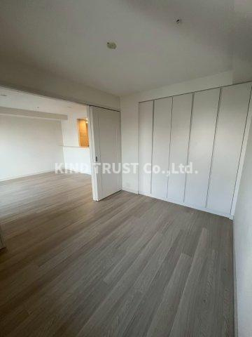 グランドメゾン新梅田タワー THE CLUB RESIDENCEの居間・リビング|ゆったり過ごせる居間です