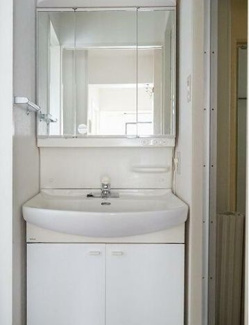 【独立洗面台】 | ラロット駒込 | 独立洗面台で身支度をすべて済ませてしまいましょう