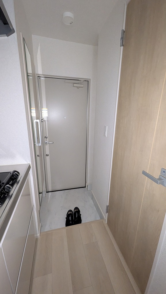 エスポワール鶴江Cの玄関