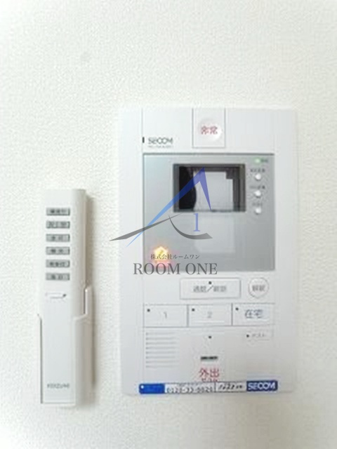 リブリ・GALAXY WOLFのセキュリティ|モニター付きインターホンです。