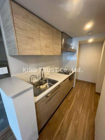 グランドメゾン新梅田タワー THE CLUB RESIDENCEのキッチン|キッチンでお料理をお楽しみください