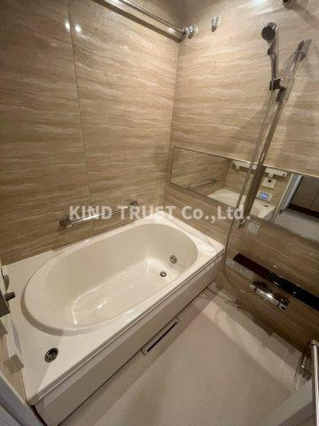 グランドメゾン新梅田タワー THE CLUB RESIDENCEの浴室|きれいなお風呂です