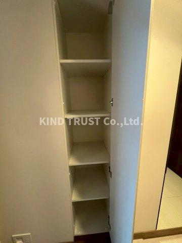 グランドメゾン新梅田タワー THE CLUB RESIDENCEの収納|大きなものも収納できそうです