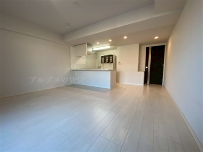 【居間・リビング】 | ライフレビュー横浜関内スクエアⅡ