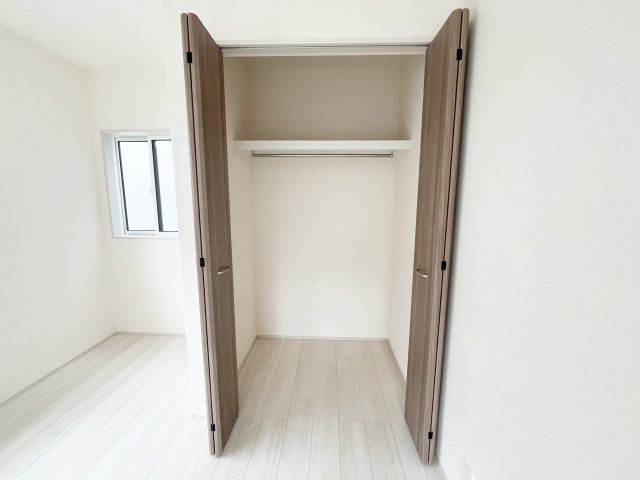 入間市東藤沢5丁目の収納|全部屋に収納があります。