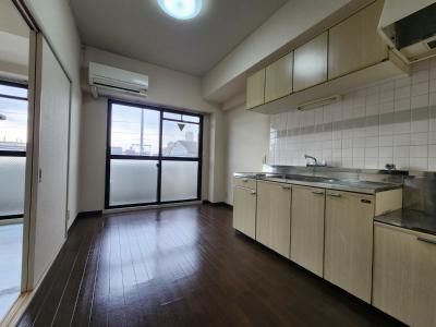 ウインドベル四条大宮の居間・リビング|ダイニング