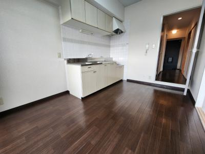 ウインドベル四条大宮の居間・リビング|ダイニング