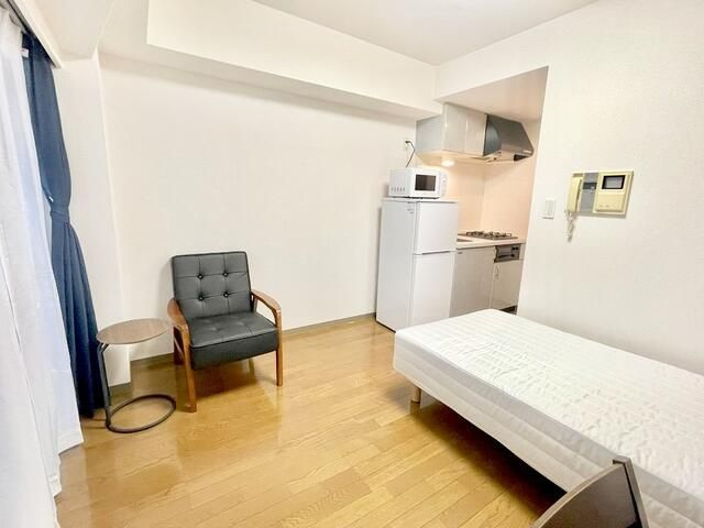 トーシンフェニックス都立大学の居間・リビング