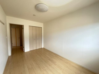 【内装】 | レーヴ | 洋室