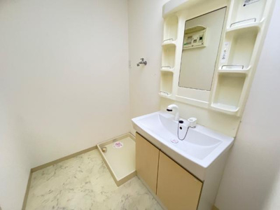 【洗面所】 | レーヴ | 洗面