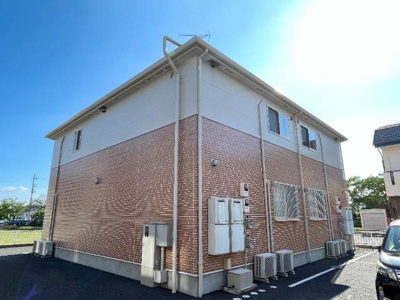 【外観】 | レーヴ | 外観写真（昼）