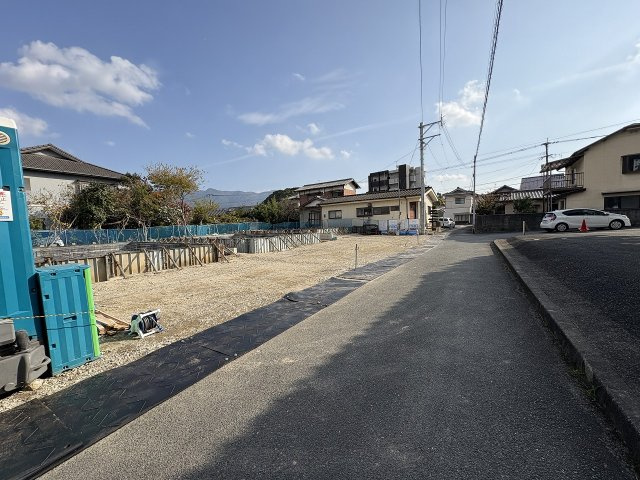 【その他】 | 糟屋郡宇美町宇美中央1丁目4期　2号棟（全3棟）【仲介手数料無料・0円】 | 現地写真。前面道路です。