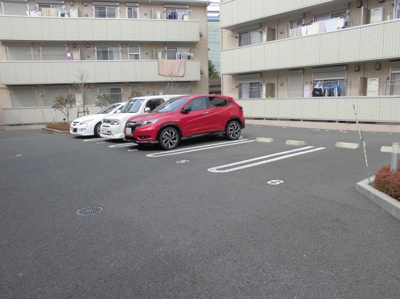 【駐車場】 | シュテルンビルト