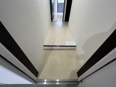 【玄関】 | グレースコート蒲生