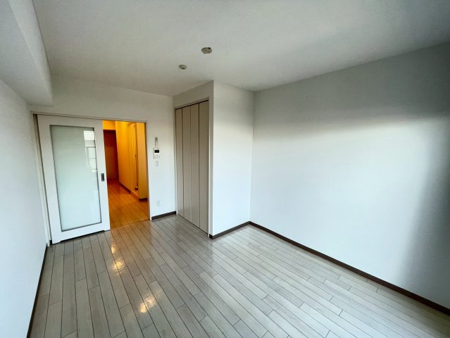 ラ・フォーレ久宝園の洋室