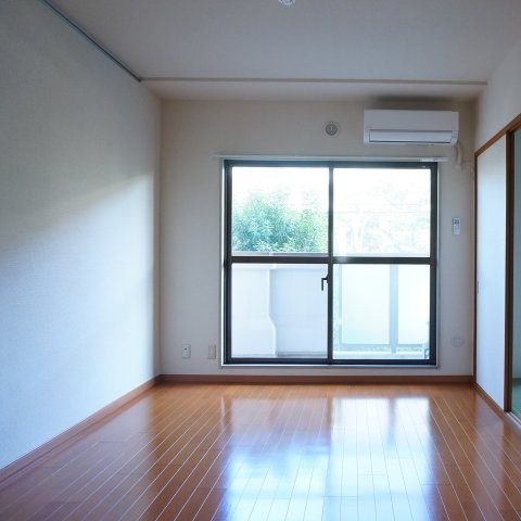グランプラスの洋室|洋室１　※現況優先