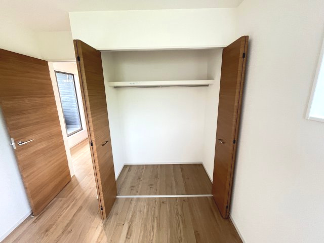 【収納】 | 糟屋郡宇美町宇美中央1丁目4期　3号棟（全3棟）【仲介手数料無料・0円】 | 現地写真。