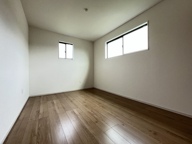 【子供部屋】 | 糟屋郡宇美町宇美中央1丁目4期　3号棟（全3棟）【仲介手数料無料・0円】 | 現地写真。