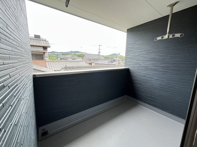 【バルコニー】 | 糟屋郡宇美町宇美中央1丁目4期　3号棟（全3棟）【仲介手数料無料・0円】 | 現地写真。インナーバルコニーです。