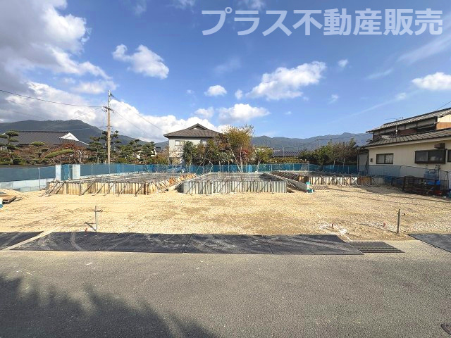 【外観】 | 糟屋郡宇美町宇美中央1丁目4期　3号棟（全3棟）【仲介手数料無料・0円】 | 現地写真。プラス不動産販売なら、現場の全ての棟をまとめてご見学頂けます。