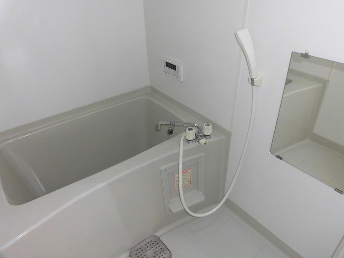サンライズ豊B棟の浴室|※室内画像は別号室のもの