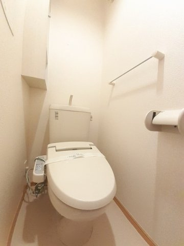マグノリアのトイレ|落ち着いたトイレです